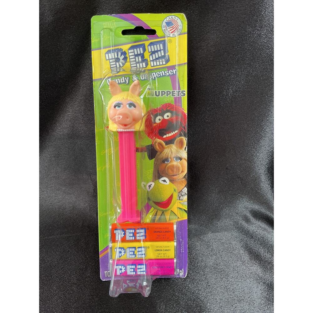 1990 Plastic PEZ Miss Piggy Muppets
